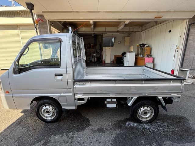 サンバートラック ＴＢ　４ＷＤ　　　　５速　　エアコン（5枚目）