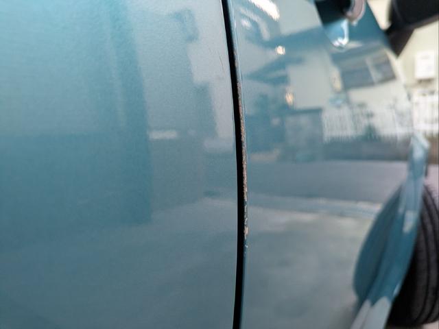 小傷複数ありますが、全体的には綺麗です