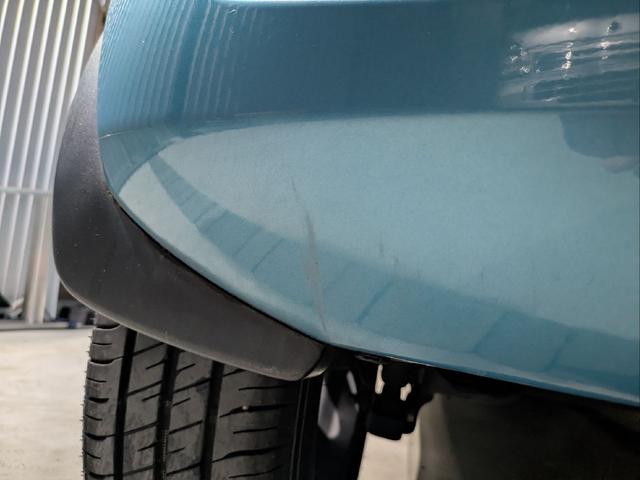 小傷複数ありますが、全体的には綺麗です