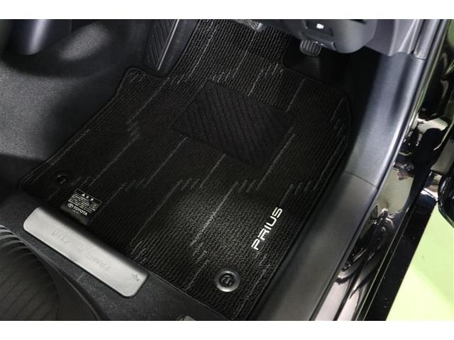 プリウス Ａ　フルセグ　メモリーナビ　ＤＶＤ再生　ミュージックプレイヤー接続可　バックカメラ　衝突被害軽減システム　ＥＴＣ　ＬＥＤヘッドランプ　ワンオーナー　記録簿（29枚目）