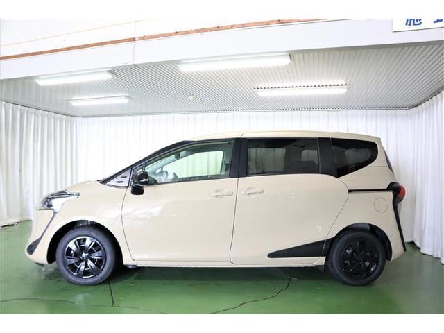 シエンタ ハイブリッド　Ｇ　セーフティーエディションＩＩ　フルセグ　メモリーナビ　ＤＶＤ再生　ミュージックプレイヤー接続可　バックカメラ　衝突被害軽減システム　ＥＴＣ　ドラレコ　両側電動スライド　ＬＥＤヘッドランプ　ウオークスルー　乗車定員７人　３列シート（5枚目）