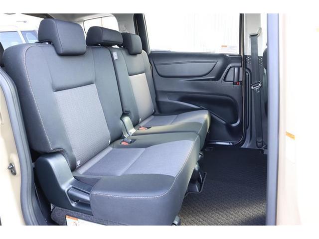 シエンタ ハイブリッド　Ｇ　セーフティーエディションＩＩ　フルセグ　メモリーナビ　ＤＶＤ再生　ミュージックプレイヤー接続可　バックカメラ　衝突被害軽減システム　ＥＴＣ　ドラレコ　両側電動スライド　ＬＥＤヘッドランプ　ウオークスルー　乗車定員７人　３列シート（15枚目）