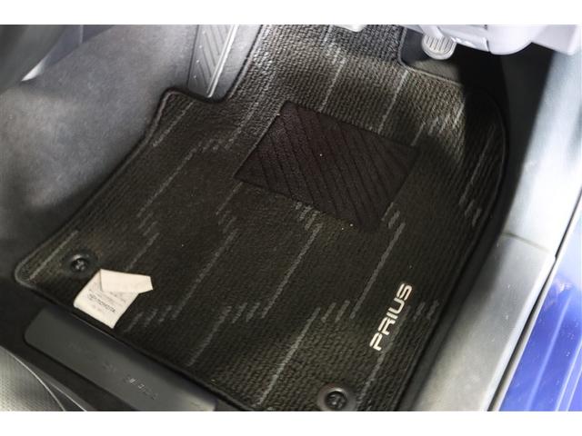 プリウス Aプレミアム 革シート フルセグ メモリーナビ DVD再生 ミュージックプレイヤー接続可 バックカメラ 衝突被害軽減システム ETC ドラレコ LEDヘッドランプ ワンオーナー(32枚目)