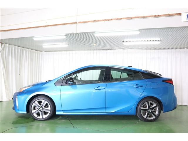 プリウス Ａツーリングセレクション　フルセグ　メモリーナビ　ＤＶＤ再生　ミュージックプレイヤー接続可　バックカメラ　衝突被害軽減システム　ＥＴＣ　ドラレコ　ＬＥＤヘッドランプ（5枚目）