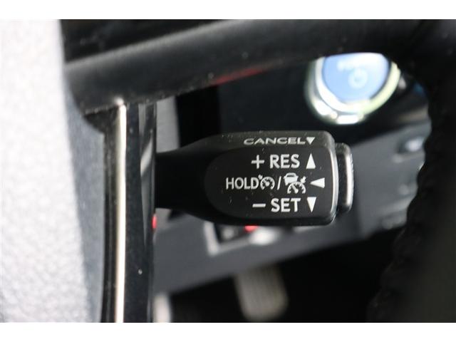 プリウス Ａツーリングセレクション　フルセグ　メモリーナビ　ＤＶＤ再生　ミュージックプレイヤー接続可　バックカメラ　衝突被害軽減システム　ＥＴＣ　ドラレコ　ＬＥＤヘッドランプ（25枚目）