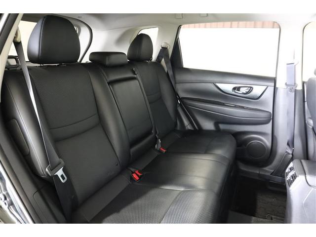 ��ȃV�[�g���U�F�S�ɕ����ƂȂ��ԃX�y�[�X���m�ۂ��Ȃ��璷���ו����ςݍ��߂܂��I