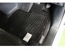 フロアマット標準装備。車内を清潔に保ちます。