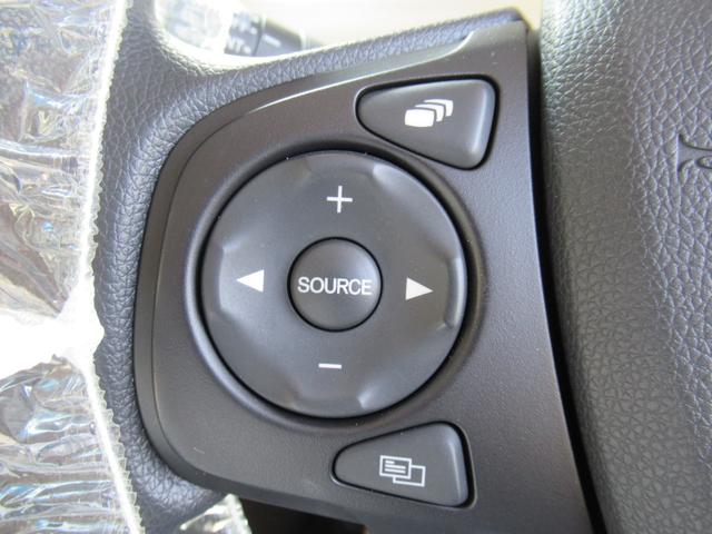 フリード 　ホンダセンシング　２列目リフトＵＰシート　福祉車両　純正ナビ　バックカメラ　ＬＥＤヘッドライト　アダプティブクルーズ　１オーナー　禁煙車　記録簿　前後ドラレコ　追突軽減ブレーキ　レーンキープ　４人乗（68枚目）