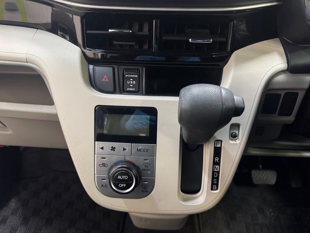 ムーヴ Xリミテッド SAIII 1年保証 ドラレコ Bluetooth バックカメラ ETC 運転席シートヒーター スマートアシスト プッシュスタート 電動格納ミラー オートライト ナビ 純正アルミホイール CD DVD USB(26枚目)