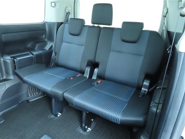 ヴォクシー ＺＳ　煌　禁煙車　ワンオーナー　後期型　両側パワースライドドア　純正ナビ　クルーズコントロール　ビルトインＥＴＣ　コーナーセンサー　純正１６インチＡＷ（6枚目）