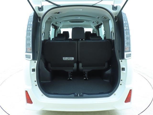 ヴォクシー ＺＳ　煌　禁煙車　ワンオーナー　後期型　両側パワースライドドア　純正ナビ　クルーズコントロール　ビルトインＥＴＣ　コーナーセンサー　純正１６インチＡＷ（17枚目）