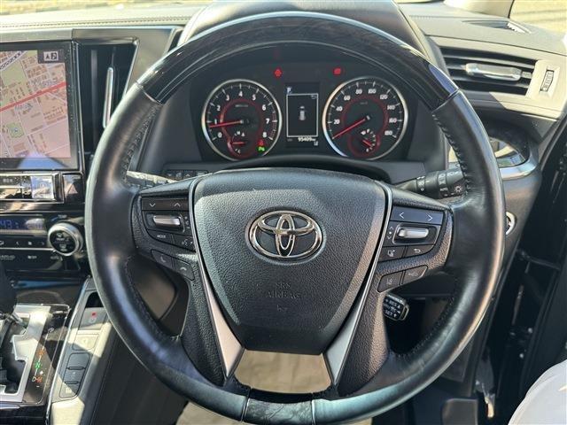 ヴェルファイア ２．５Ｚ　Ｇエディション　禁煙車　サンルーフ　黒半革　両側パワースライドドア　純正ＳＤナビ　フリップダウンモニター　パワーバックドア　パワーシート　シートメモリ　キャプテンシート　オットマン　バックカメラ　ＥＴＣ（13枚目）