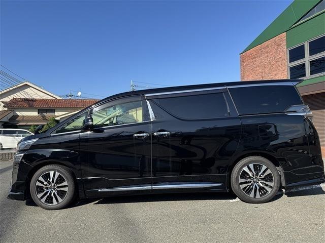 ヴェルファイア ２．５Ｚ　Ｇエディション　禁煙車　サンルーフ　黒半革　両側パワースライドドア　純正ＳＤナビ　フリップダウンモニター　パワーバックドア　パワーシート　シートメモリ　キャプテンシート　オットマン　バックカメラ　ＥＴＣ（40枚目）