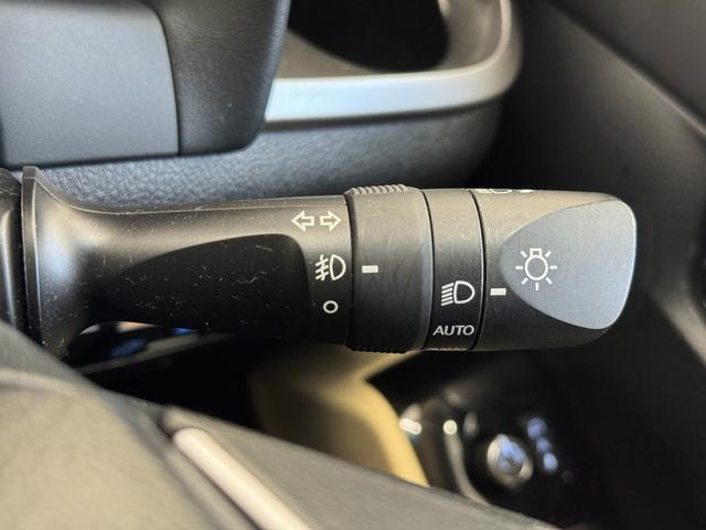 アルファード 2.5X 左右両側パワースライドドア LEDヘッドライト フルセグTV/CD/DVD/Bluetooth クルーズコントロール ETC 純正アルミホイール(30枚目)