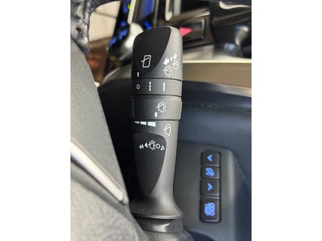 アルファード 2.5X 左右両側パワースライドドア LEDヘッドライト フルセグTV/CD/DVD/Bluetooth クルーズコントロール ETC 純正アルミホイール(31枚目)