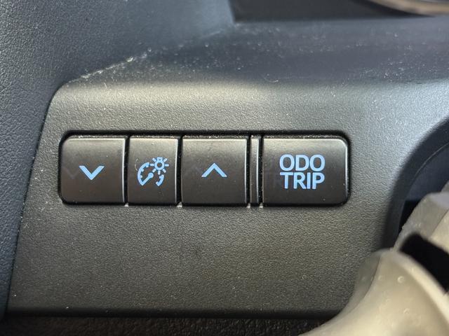 アルファード 2.5X 左右両側パワースライドドア LEDヘッドライト フルセグTV/CD/DVD/Bluetooth クルーズコントロール ETC 純正アルミホイール(32枚目)