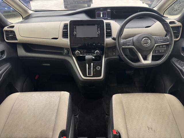 セレナ ハイウェイスター　Ｖセレクション　純正ナビ　両側パワースライドドア　アラウンドビューモニター　フリップダウンモニター　ＬＥＤヘッドライトフルセグＴＶ／ＣＤ／ＤＶＤ／Ｂｌｕｅｔｏｏｔｈ（2枚目）