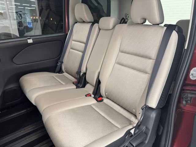 セレナ ハイウェイスター　Ｖセレクション　純正ナビ　両側パワースライドドア　アラウンドビューモニター　フリップダウンモニター　ＬＥＤヘッドライトフルセグＴＶ／ＣＤ／ＤＶＤ／Ｂｌｕｅｔｏｏｔｈ（34枚目）