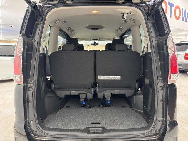 セレナ ハイウェイスターG プロパイロットエディション 両側パワースライドドア 純正9インチナビ フルセグTV/CD/DVD/Bluetooth LEDヘッドライト 純正アルミホイール プロパイロット(24枚目)