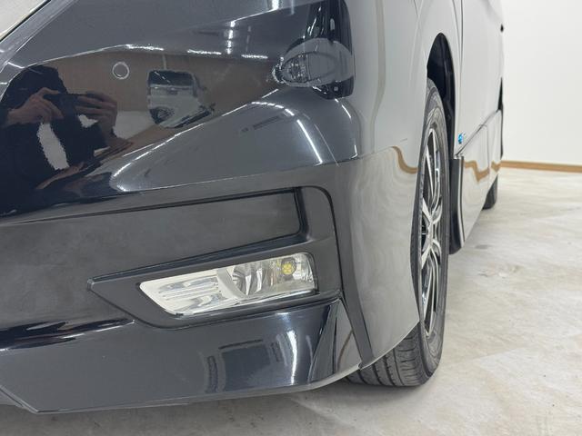 セレナ ハイウェイスター　純正ナビ　アラウンドビューモニター　後席モニター　左右スライドドア　ＬＥＤヘッド・フォグライト　運転支援システム　ＥＴＣ　フルセグＴＶ／ＣＤ／ＤＶＤ／Ｂｌｕｅｔｏｏｔｈ（9枚目）