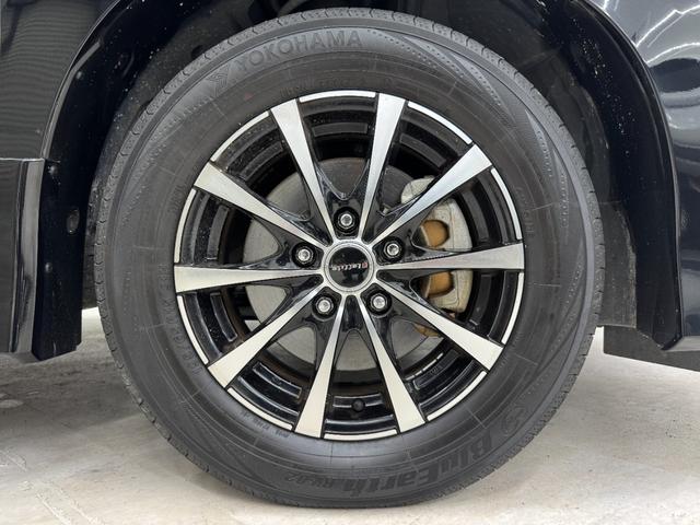 セレナ ハイウェイスター　純正ナビ　アラウンドビューモニター　後席モニター　左右スライドドア　ＬＥＤヘッド・フォグライト　運転支援システム　ＥＴＣ　フルセグＴＶ／ＣＤ／ＤＶＤ／Ｂｌｕｅｔｏｏｔｈ（16枚目）