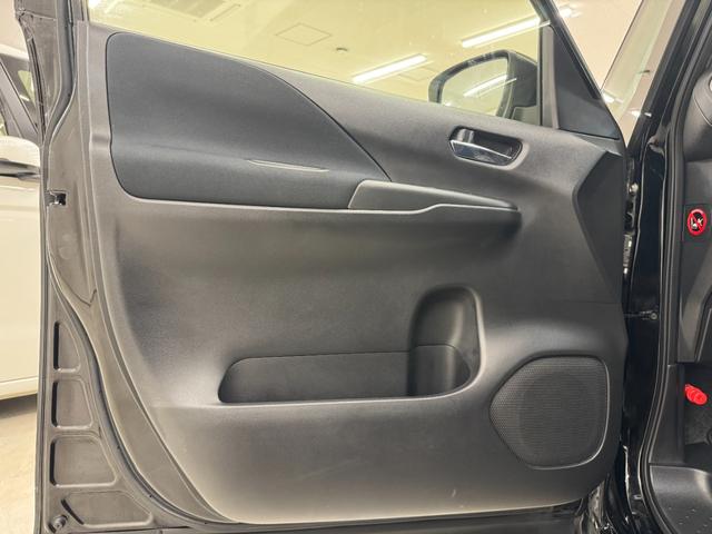 セレナ ハイウェイスター　純正ナビ　アラウンドビューモニター　後席モニター　左右スライドドア　ＬＥＤヘッド・フォグライト　運転支援システム　ＥＴＣ　フルセグＴＶ／ＣＤ／ＤＶＤ／Ｂｌｕｅｔｏｏｔｈ（26枚目）