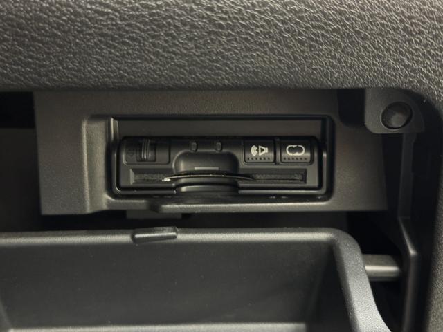 セレナ ハイウェイスター　純正ナビ　アラウンドビューモニター　後席モニター　左右スライドドア　ＬＥＤヘッド・フォグライト　運転支援システム　ＥＴＣ　フルセグＴＶ／ＣＤ／ＤＶＤ／Ｂｌｕｅｔｏｏｔｈ（40枚目）