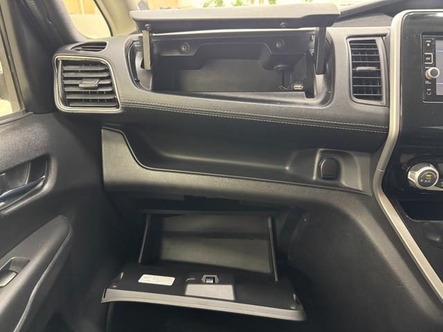 セレナ ハイウェイスター　純正ナビ　アラウンドビューモニター　後席モニター　左右スライドドア　ＬＥＤヘッド・フォグライト　運転支援システム　ＥＴＣ　フルセグＴＶ／ＣＤ／ＤＶＤ／Ｂｌｕｅｔｏｏｔｈ（57枚目）