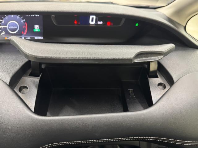 セレナ ハイウェイスター　純正ナビ　アラウンドビューモニター　後席モニター　左右スライドドア　ＬＥＤヘッド・フォグライト　運転支援システム　ＥＴＣ　フルセグＴＶ／ＣＤ／ＤＶＤ／Ｂｌｕｅｔｏｏｔｈ（58枚目）