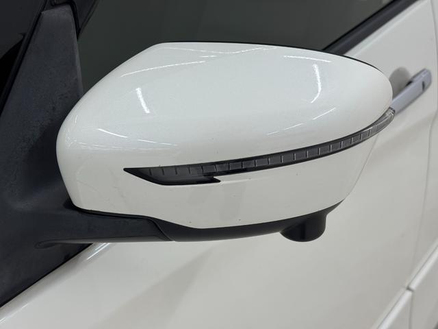 セレナ ハイウェイスター　Ｖセレクション　アルパイン１１インチナビ　アラウンドビューモニター　アルパイン１２．８インチフリップダウンモニター　プロパイロット　両側パワースライドドア　ＬＥＤヘッドライト　フルセグＴＶ／ＤＶＤ／Ｂｌｕｅｔｏｏｔｈ（5枚目）