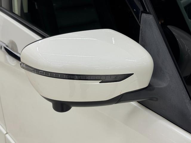 セレナ ハイウェイスター　Ｖセレクション　アルパイン１１インチナビ　アラウンドビューモニター　アルパイン１２．８インチフリップダウンモニター　プロパイロット　両側パワースライドドア　ＬＥＤヘッドライト　フルセグＴＶ／ＤＶＤ／Ｂｌｕｅｔｏｏｔｈ（6枚目）