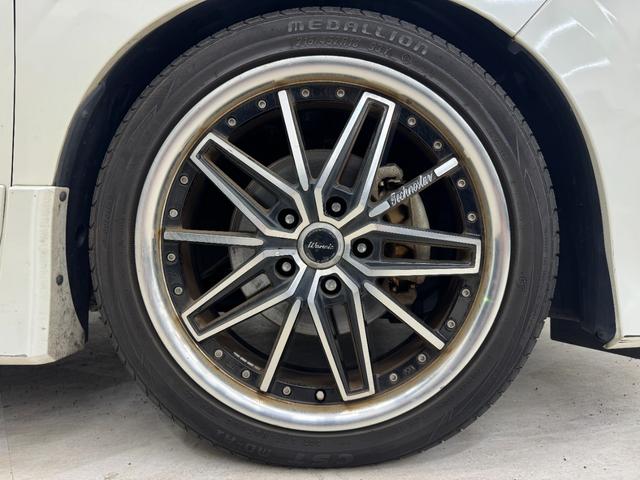 セレナ ハイウェイスター　Ｖセレクション　アルパイン１１インチナビ　アラウンドビューモニター　アルパイン１２．８インチフリップダウンモニター　プロパイロット　両側パワースライドドア　ＬＥＤヘッドライト　フルセグＴＶ／ＤＶＤ／Ｂｌｕｅｔｏｏｔｈ（7枚目）