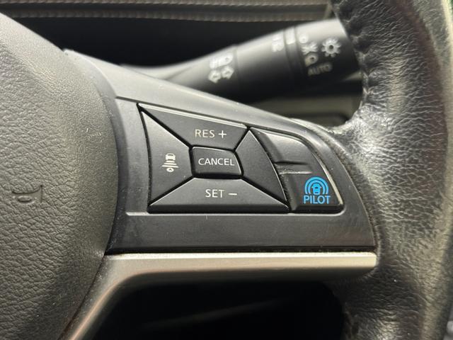 セレナ ハイウェイスター　Ｖセレクション　アルパイン１１インチナビ　アラウンドビューモニター　アルパイン１２．８インチフリップダウンモニター　プロパイロット　両側パワースライドドア　ＬＥＤヘッドライト　フルセグＴＶ／ＤＶＤ／Ｂｌｕｅｔｏｏｔｈ（35枚目）