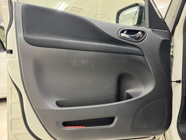 セレナ ハイウェイスター S-ハイブリッド Vセレクション 両側パワースライドドア バックカメラ フルセグTV/CD/DVD/Bluetooth ETC アルパインフリップダウンモニター(25枚目)