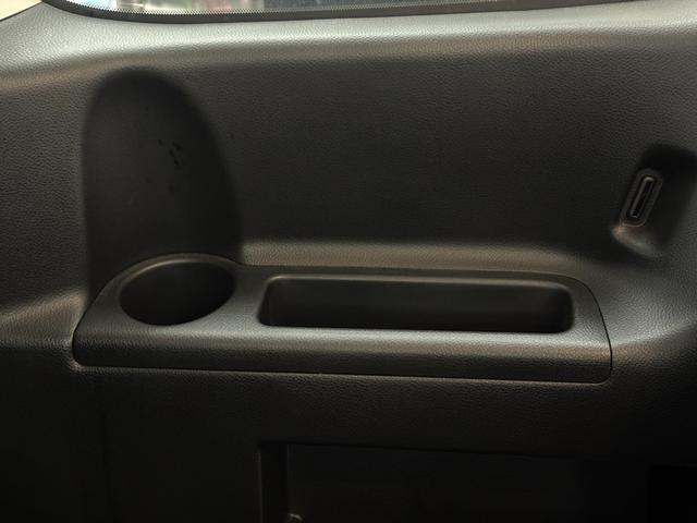 セレナ ハイウェイスター S-ハイブリッド Vセレクション 両側パワースライドドア バックカメラ フルセグTV/CD/DVD/Bluetooth ETC アルパインフリップダウンモニター(55枚目)