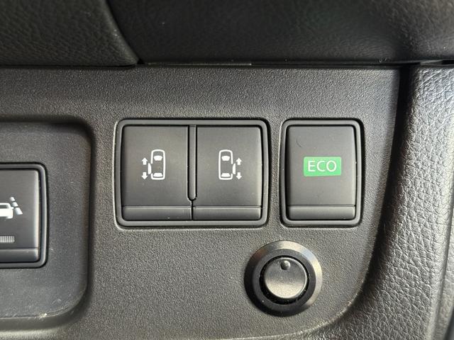 セレナ ライダー　Ｓ－ハイブリッド　純正８インチナビ　フルセグＴＶ　ＣＤ／ＤＶＤ／Ｂｌｕｅｔｏｏｔｈ　アラウンドビューモニター　後席フリップダウンモニター　インテリジェントキー　両側スライドドア　社外デジタルインナールームミラー（31枚目）