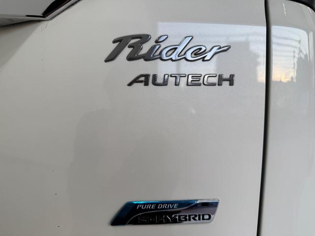 セレナ ライダー　Ｓ－ハイブリッド　純正８インチナビ　フルセグＴＶ　ＣＤ／ＤＶＤ／Ｂｌｕｅｔｏｏｔｈ　アラウンドビューモニター　後席フリップダウンモニター　インテリジェントキー　両側スライドドア　社外デジタルインナールームミラー（45枚目）