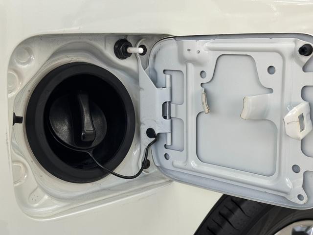 セレナ ライダー　Ｓ－ハイブリッド　純正８インチナビ　フルセグＴＶ　ＣＤ／ＤＶＤ／Ｂｌｕｅｔｏｏｔｈ　アラウンドビューモニター　後席フリップダウンモニター　インテリジェントキー　両側スライドドア　社外デジタルインナールームミラー（56枚目）