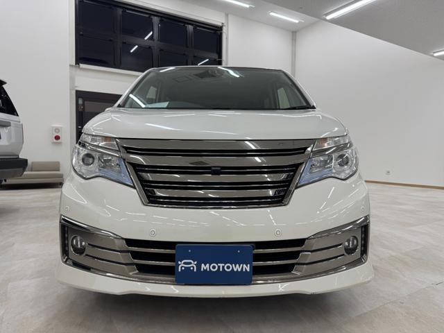 セレナ ライダー　Ｓ－ハイブリッド　純正８インチナビ　フルセグＴＶ　ＣＤ／ＤＶＤ／Ｂｌｕｅｔｏｏｔｈ　アラウンドビューモニター　後席フリップダウンモニター　インテリジェントキー　両側スライドドア　社外デジタルインナールームミラー（77枚目）