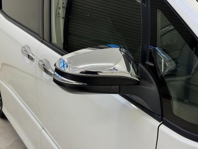 ヴォクシー ZS 煌 両側パワースライドドア フリップダウンモニター 純正アルミホイール ETC フルセグTV/CD/DVD/Bluetooth 社外レーダー探知機 LEDヘッドライト(9枚目)