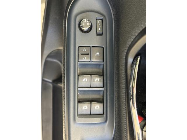ヴォクシー ZS 煌 両側パワースライドドア フリップダウンモニター 純正アルミホイール ETC フルセグTV/CD/DVD/Bluetooth 社外レーダー探知機 LEDヘッドライト(20枚目)