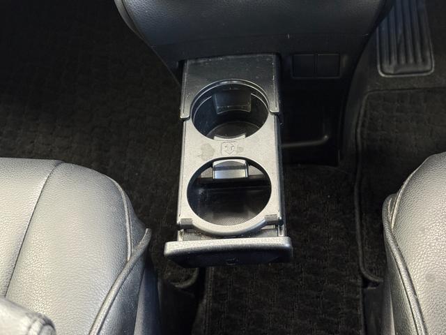 ヴォクシー ZS 煌 両側パワースライドドア フリップダウンモニター 純正アルミホイール ETC フルセグTV/CD/DVD/Bluetooth 社外レーダー探知機 LEDヘッドライト(56枚目)