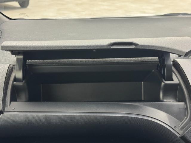 ヴォクシー ZS 煌 両側パワースライドドア フリップダウンモニター 純正アルミホイール ETC フルセグTV/CD/DVD/Bluetooth 社外レーダー探知機 LEDヘッドライト(58枚目)