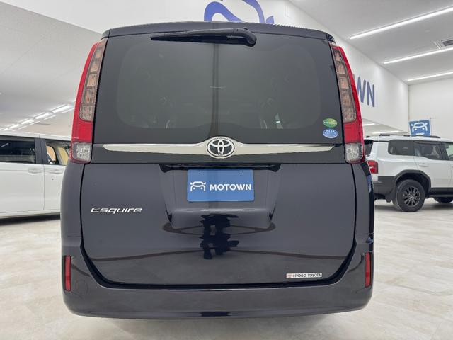 エスクァイア Gi パノラミックビューモニター TRDフロントグリル 純正フリップダウンモニター シートヒーター オートクルーズ 両側パワースライド スマートキー ETC フルセグTV/CD/DVD/Bluetooth(5枚目)