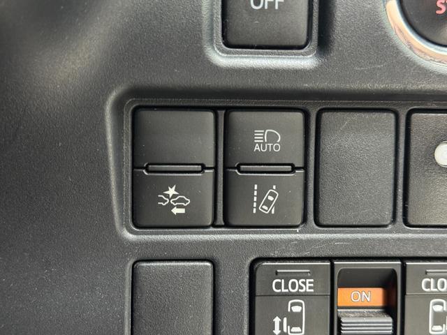 エスクァイア Gi パノラミックビューモニター TRDフロントグリル 純正フリップダウンモニター シートヒーター オートクルーズ 両側パワースライド スマートキー ETC フルセグTV/CD/DVD/Bluetooth(9枚目)