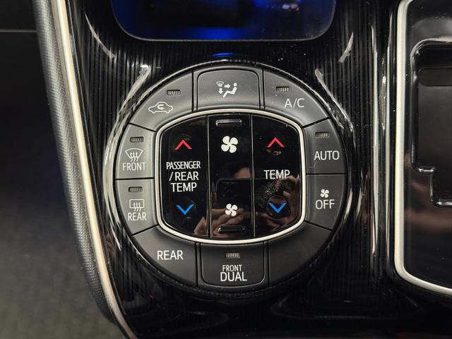 エスクァイア Gi パノラミックビューモニター TRDフロントグリル 純正フリップダウンモニター シートヒーター オートクルーズ 両側パワースライド スマートキー ETC フルセグTV/CD/DVD/Bluetooth(18枚目)