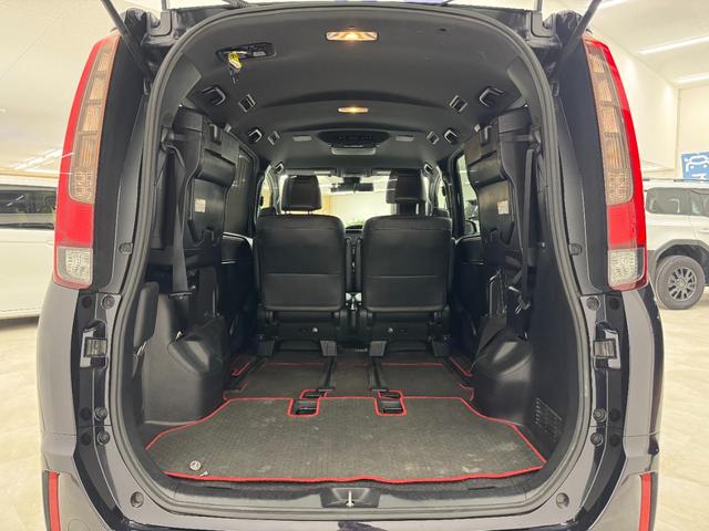 エスクァイア Gi パノラミックビューモニター TRDフロントグリル 純正フリップダウンモニター シートヒーター オートクルーズ 両側パワースライド スマートキー ETC フルセグTV/CD/DVD/Bluetooth(29枚目)