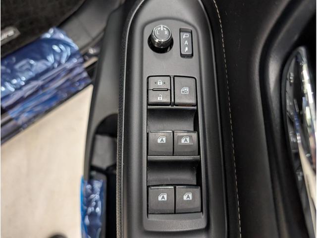 エスクァイア Gi パノラミックビューモニター TRDフロントグリル 純正フリップダウンモニター シートヒーター オートクルーズ 両側パワースライド スマートキー ETC フルセグTV/CD/DVD/Bluetooth(57枚目)