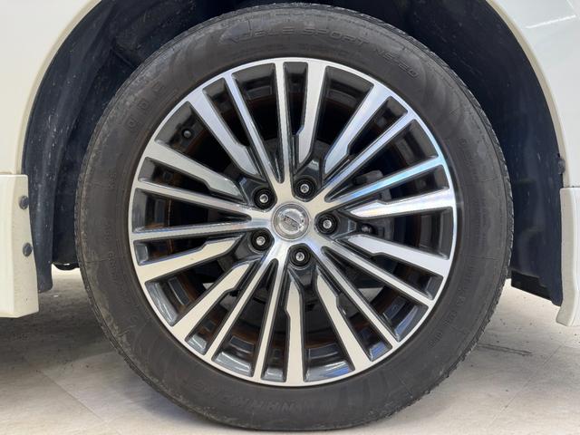 エルグランド 250ハイウェイスターS 両側パワースライドドア クルーズコントロール 社外ナビ フルセグTV フリップダウンモニター バックカメラ ハーフレザーシート ビルトインETC(12枚目)