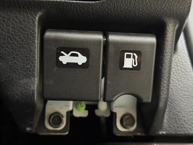 エルグランド 250ハイウェイスターS 両側パワースライドドア クルーズコントロール 社外ナビ フルセグTV フリップダウンモニター バックカメラ ハーフレザーシート ビルトインETC(22枚目)